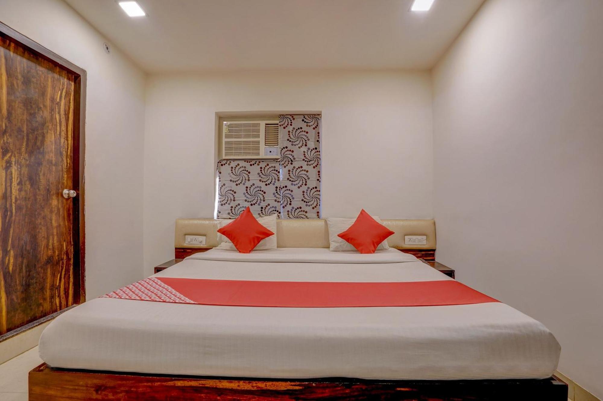 Super Hotel O Traveller Inn ラクナウ エクステリア 写真