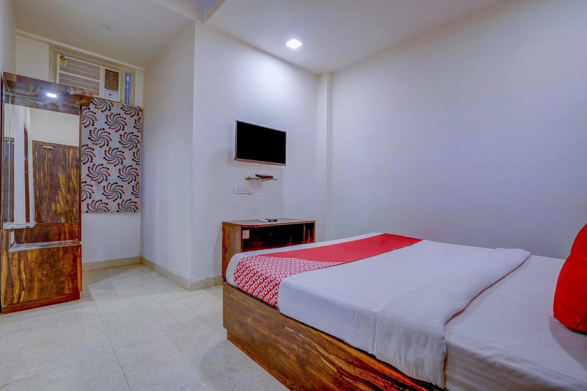 Super Hotel O Traveller Inn ラクナウ エクステリア 写真